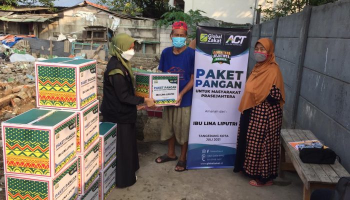 HMI Tangerang Raya & ACT Salurkan Bantuan Warga Terdampak Gusuran di BatuCeper