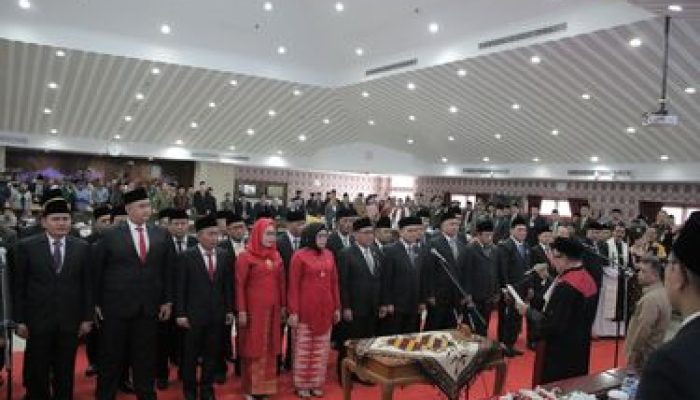 Pengadaan Baju Dewan di Tangerang Nilainya Fantastis. Anggota Banggar Ngaku Tidak Tahu