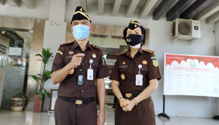 Vaksin Kedua. Kajati Banten : Vaksinasi di Kejari Cilegon Paling Banyak