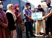 Foto: ACT Melalui Wakaf Usaha Produktif Berikan Gerobak Kepada UMKM