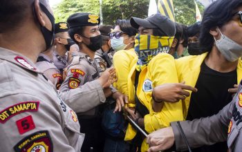 Aksi Mahasiswa Tolak Pemecatan 56 Pegawai KPK