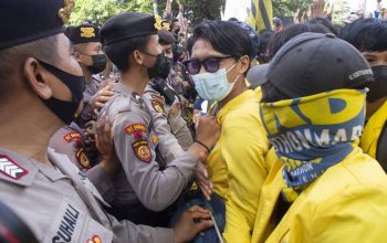 Aksi Mahasiswa Tolak Pemecatan 56 Pegawai KPK