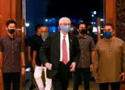 Perdana Menteri Malaysia Mengkritik Kesepakatan Baru Australia Dengan AS Untuk Kapal Selam Bertenaga Nuklir