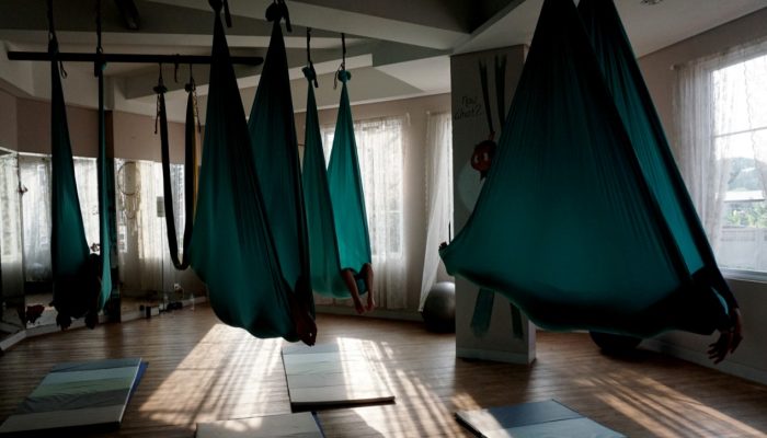 Foto: Aerial Yoga, Olahraga Perpaduan Fitness dan Acrobatic