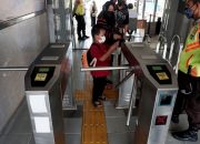 Foto: Kegembiraan Anak-Anak Saat Bisa Naik Kereta Kembali