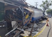 Cerita Pemilik Warung yang di Hantam Truk Tangki, Hingga Kayu Nancap di Perut Sopir