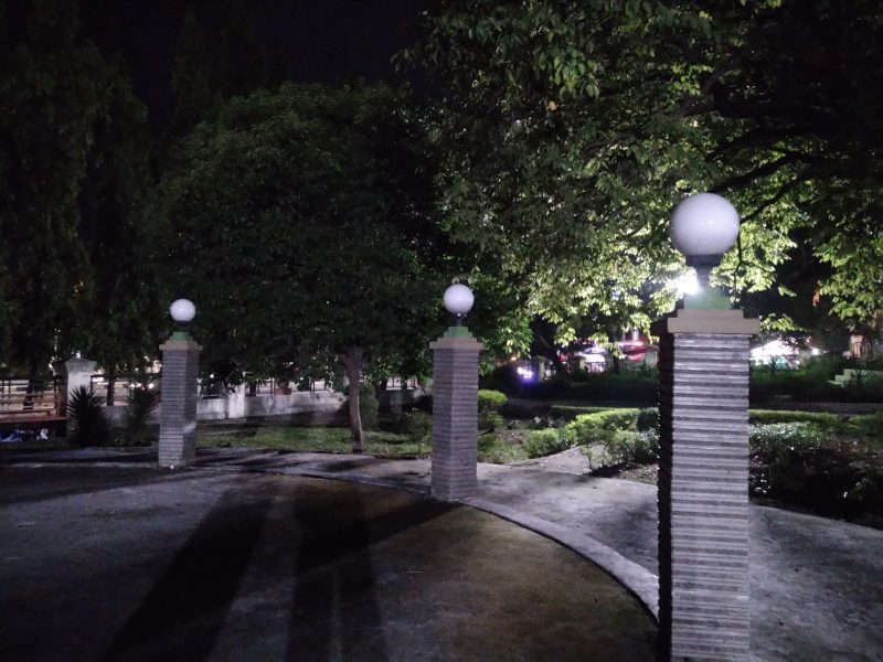 FOTO : Kondisi lampu di taman layak anak Kota Cilegon, Kamis (4/11/2021). Amul/megatrust.co.id