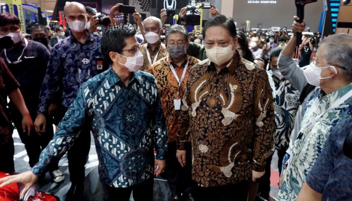 Menko Perekonomian RI Secara Resmi Buka GIIAS 2021