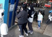 Foto: Alun-Alun Ahmad Yani Kembali di Buka, Pengunjung Wajib Scan Barcode