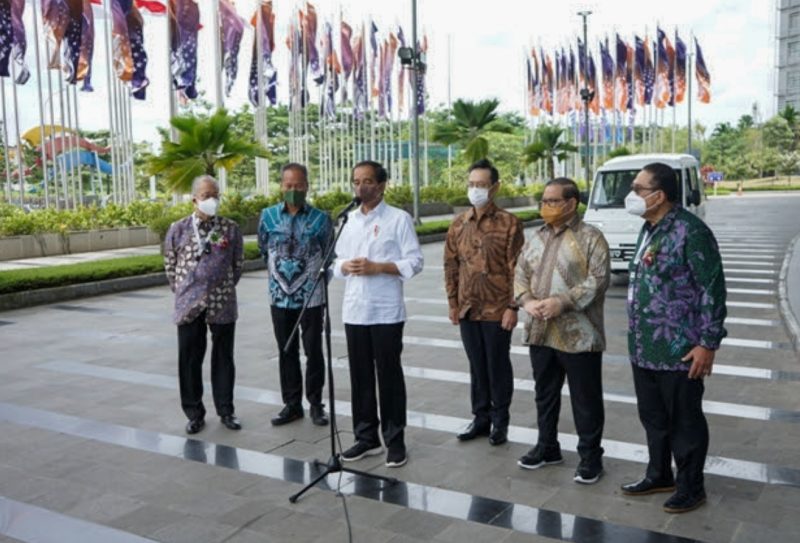 Presiden Republik Indonesia Jokowi menghadiri GIIAS 2021 di ICE BSD