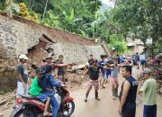 Rombongan Penganten Lewat, TPT Pemakaman Ambrol di Kota Cilegon