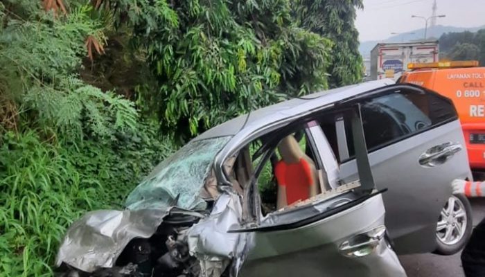 Sopir Diduga Ngantuk saat Berkendara, Brio Nyeberang ke Arah Merak di Tol Tamer. Ini Kronologisnya.