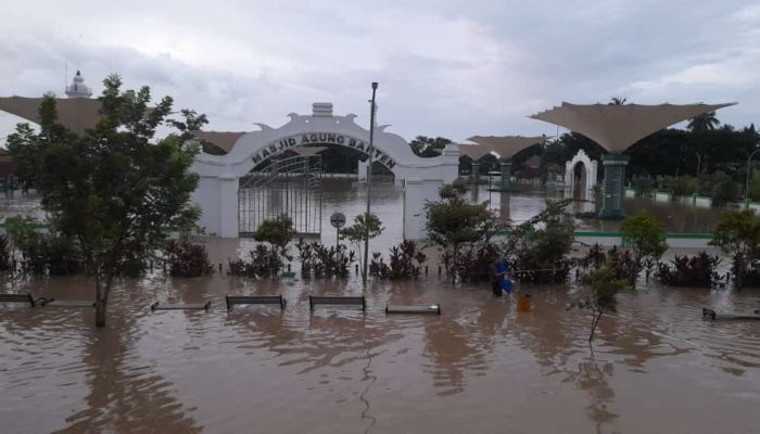 Pusat Wisata Religi, Kecamatan Kasemen Tetap Menjadi Penyumbang PAD Terendah di Kota Serang