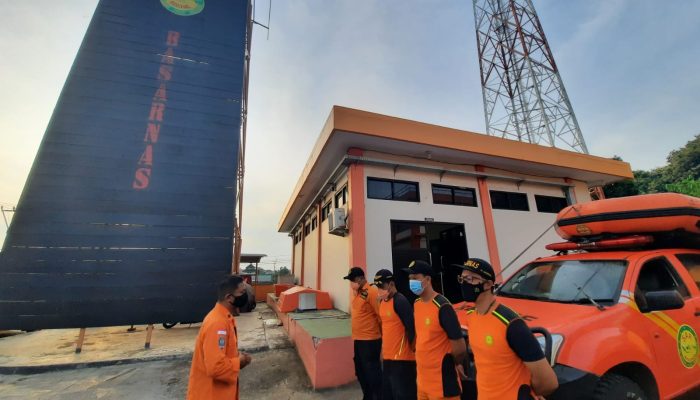 Berniat Mencari Besi di Proyek Jembatan, Firman Dikabarkan Hanyut di Ciujung