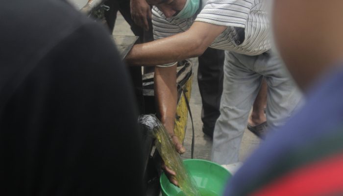 Puluhan Pedagang Minyak Goreng Curah di Tangerang Dapat Jatah
