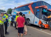 Arus Mudik Menuju Pelabuhan Merak Padat, Sejumlah Kendaraan Terlibat Kecelakaan Tabrakan Beruntun