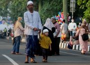 Foto: Sholat Ied di Masjid Al Azhom