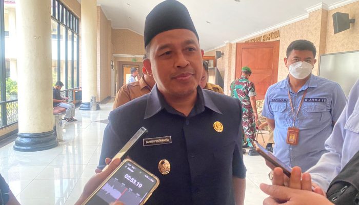 Wakil Wali Kota Cilegon Sanuji Pentamarta ‘Mencium’ Adanya Kebocoran Retribusi Parkir di Cilegon