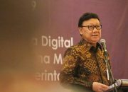 BREAKING NEWS! Mentri PAN-RB Tutup Usia