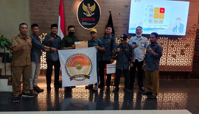 Tidak Diwakili Pemkot, Fortrah Kota Cilegon Serahkan Dokumen Penolakan ke Kemenpan-RB