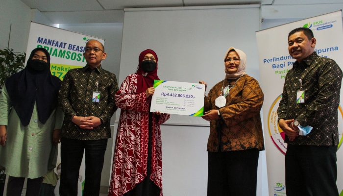 Foto: BPJAMSOSTEK Berikan Santunan Ahli Waris Senilai Rp4,4 miliar
