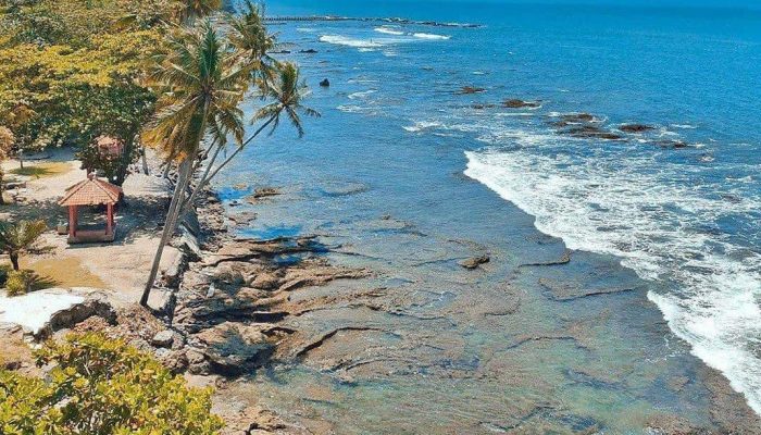 Berikut Rekomendasi Pantai Yang Wajib Dikunjungi Wisatawan, Pemandangannya Mesra