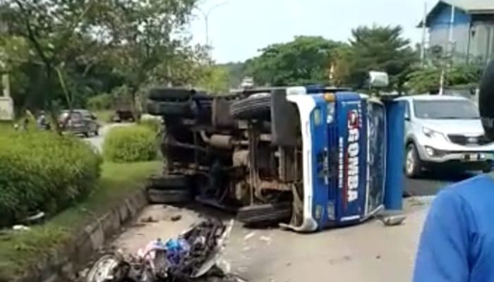 Pasutri Jadi Korban Tanjakan Maut di JLS Cilegon.