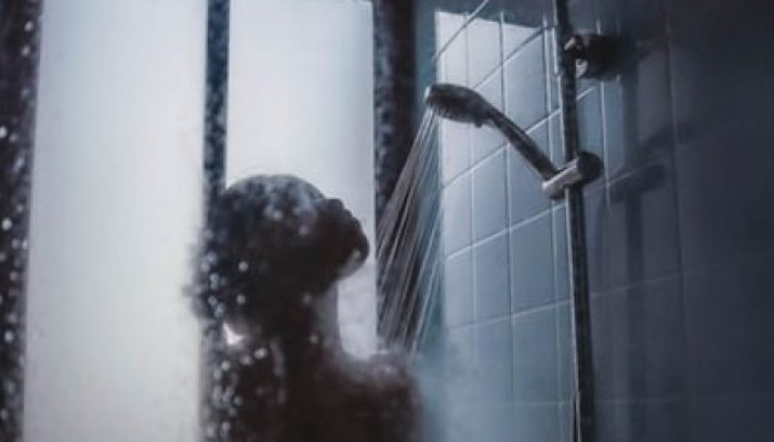 Manfaat Mandi Pagi dengan Air Dingin yang Jarang Diketahui, Bisa Bantu Atasi Gejala Depresi