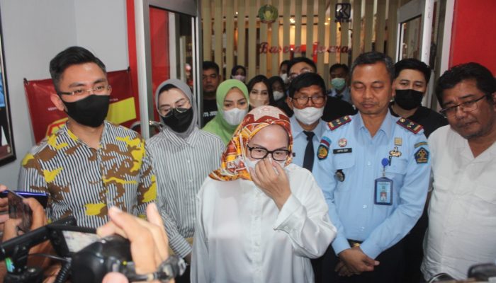 Mantan Gubernur Banten Bebas Bersayarat Dari Penjara. Ini yang Akan Dilakukan.