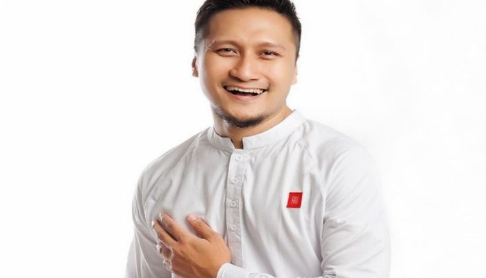 Diisukan Poligami, Arie Untung Angkat Bicara