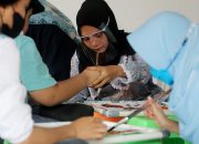 Foto: Sekolah Khusus Ka Seto Kenalkan Anak Batik Kembang Mayang