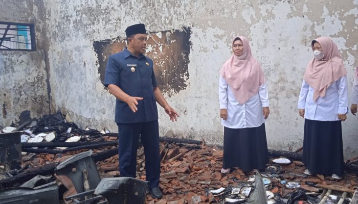 SDN 12 Cilegon Kebakaran, Sanuji Pentamarta : Selalu Korsleting Listrik. Ada Apa?