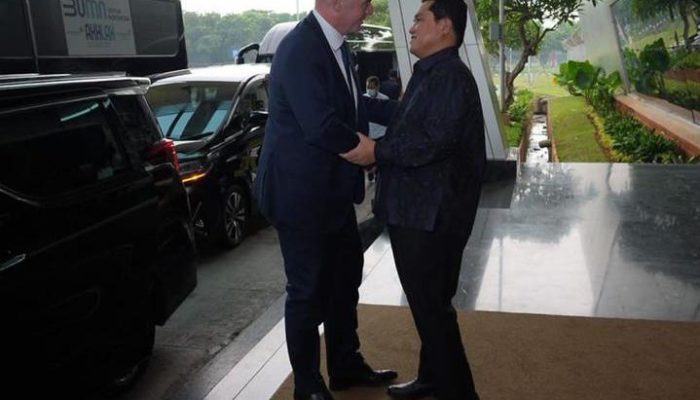 Presiden FIFA Tiba di Indonesia. Akan Bertemu dengan Orang ini, dan Akan Bahas Ini.