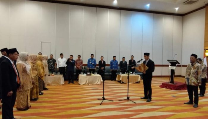 Bawaslu Cilegon Lantik 24 Panwascam Terpilih, Langsung Ditugasi Pantau Tahapan Pemilu 2024