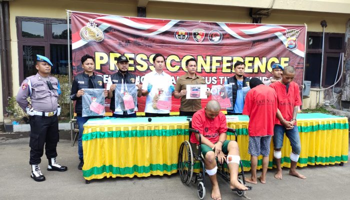 Door! Begal Sadis Dihadiahi Timah Panas Polisi. Bapak dan Anak Jadi Pelaku