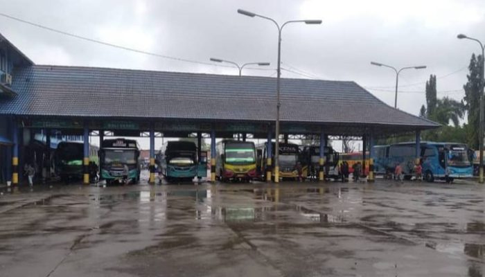 Kenaikan Harga Tiket Bus AKAP dan AKDP di Terminal Pakupatan Serang, Segini Harganya