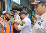 Anggota Dishub Cilegon ‘Copot Paksa’ Logo Dishub di Rompi Juru Parkir. Ada Apa?