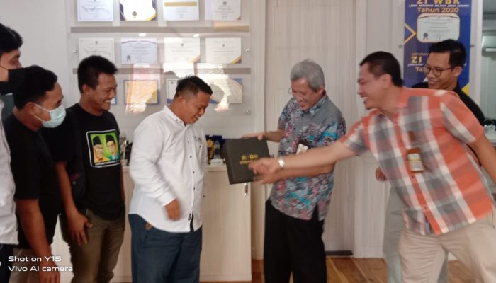 Anggota SMSI Kota Cilegon Datangi Kantor KPP Pratama Cilegon. Ini yang Dibahas?