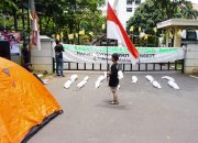Warga Kota Tangerang Serbu Kantor Wali Kota, Ada Apa?