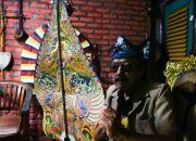 Foto: Abah Mustaya Pertahankan Budaya dan Seni Wayang