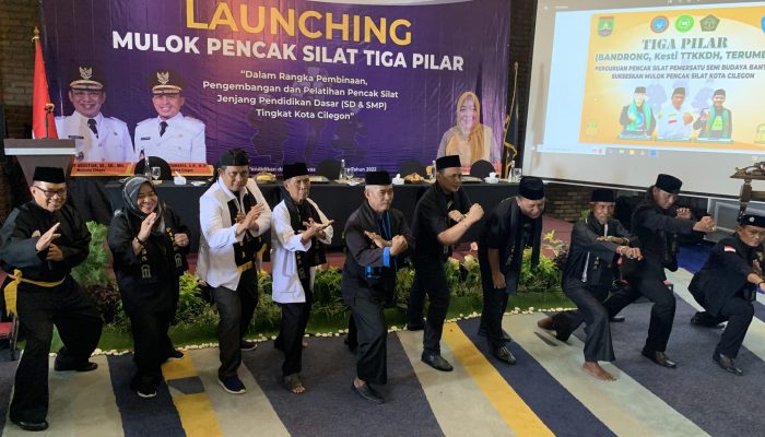 Ketua DPRD Cilegon Isro Mi’raj Louncing Tiga Pilar Pencak Silat Menjadi Muatan Lokal di Sekolah