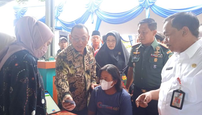 Cek Pencairan BLT BBM, Helldy Temukan Alamat Penerima di KTP dan Aplikasi Penyalur Berbeda