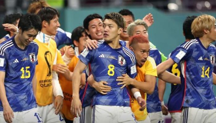 Jerman VS Jepang : Der Panzer Dipecundangi Tim Samurai Biru