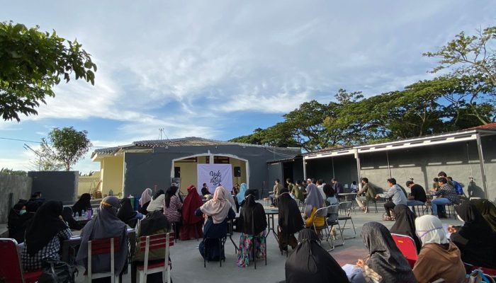 Ngaji Bareng Anak Muda di Cafe Yorday Avenue Cilegon. Temanya Bikin Nyaman Banget