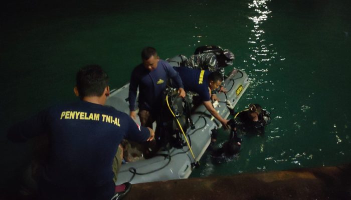Begini Kondisi Terkini Proses Evakuasi Truk yang Nyemplung di Pelabuhan Merak