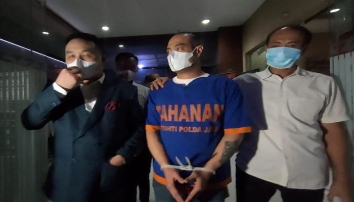Ferry Irawan Ditahan Polda Jatim Usai Diperiksa Terkait Kasus KDRT Venna Melinda