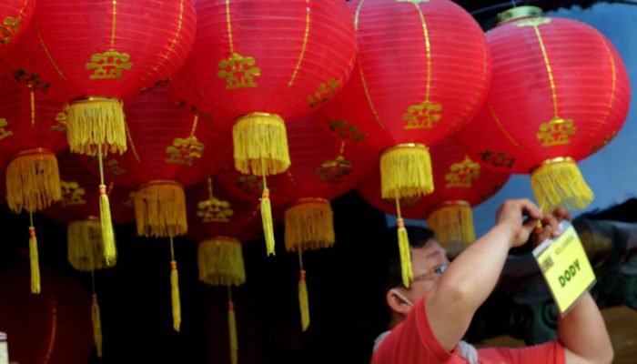 Foto: 800 Lampion Hiasi Vihara Boen San Bio