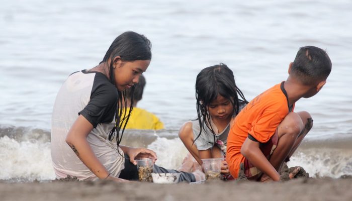 Foto: Wisata Pantai Tanjung Pasir Sepi Pengunjung