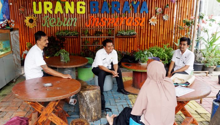 Foto: Urang Baraya Sulap Lahan Kumuh Jadi Lahan Pertanian