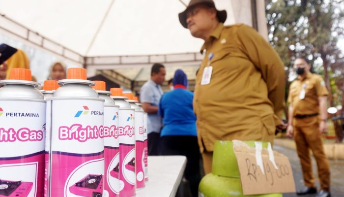 Foto: Perindagkop dan UMKM Gelar Bazar Sembako